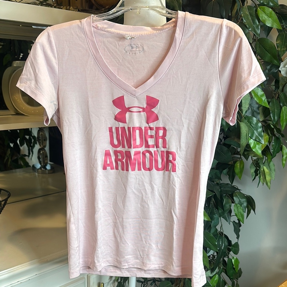 Under Armour Pink V-Neck T-Shirt, XS